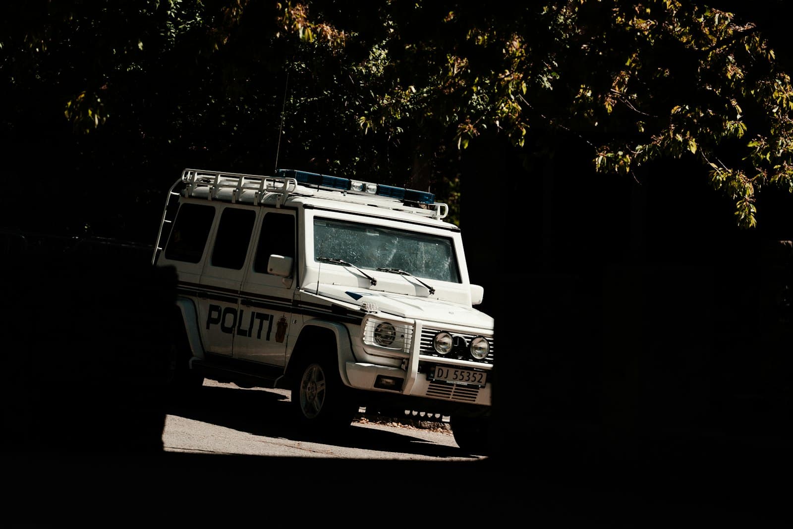 Norsk politibil — Mercedes-Benz G-klasse med blålys